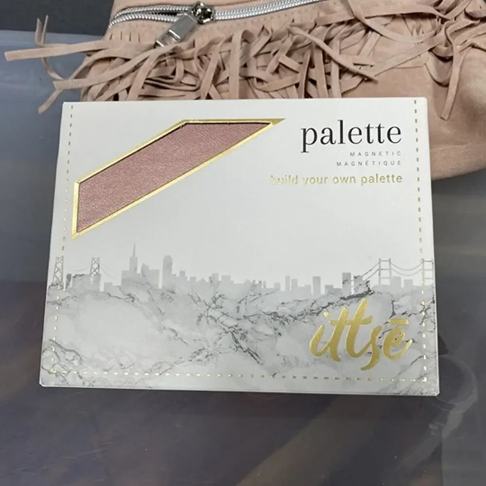 ITTSĒ The Fulton Magnetic Eyeshadow Quad Sure Shot, After Hours, Bare Canvas, Et